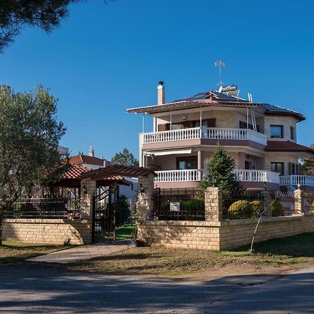 Villa Idilico Nea Kallikrateia Exterior photo